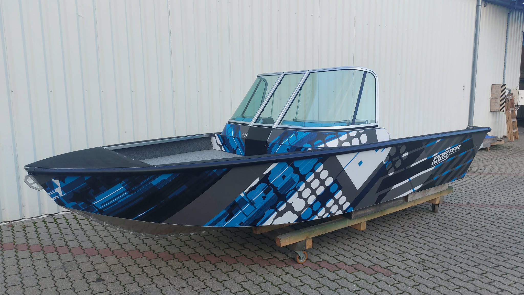 porterboat-x50dc-01